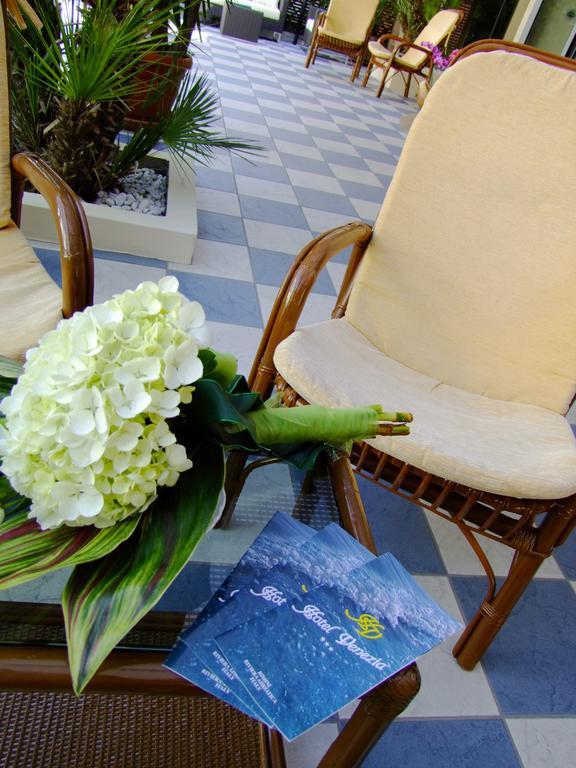 Hotel Venezia Rímini Exterior foto